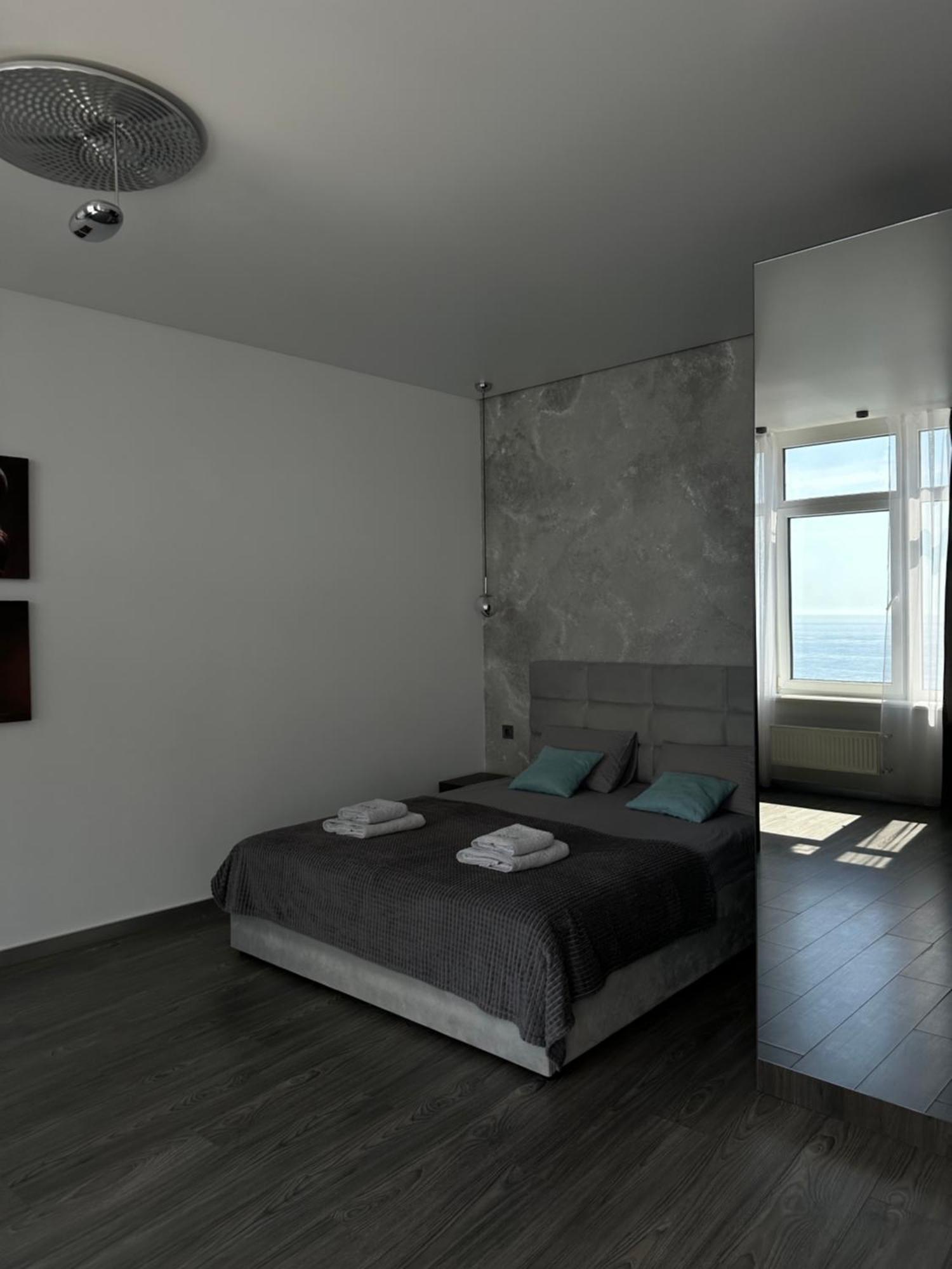 Board Apart Hotel Odessa Eksteriør billede